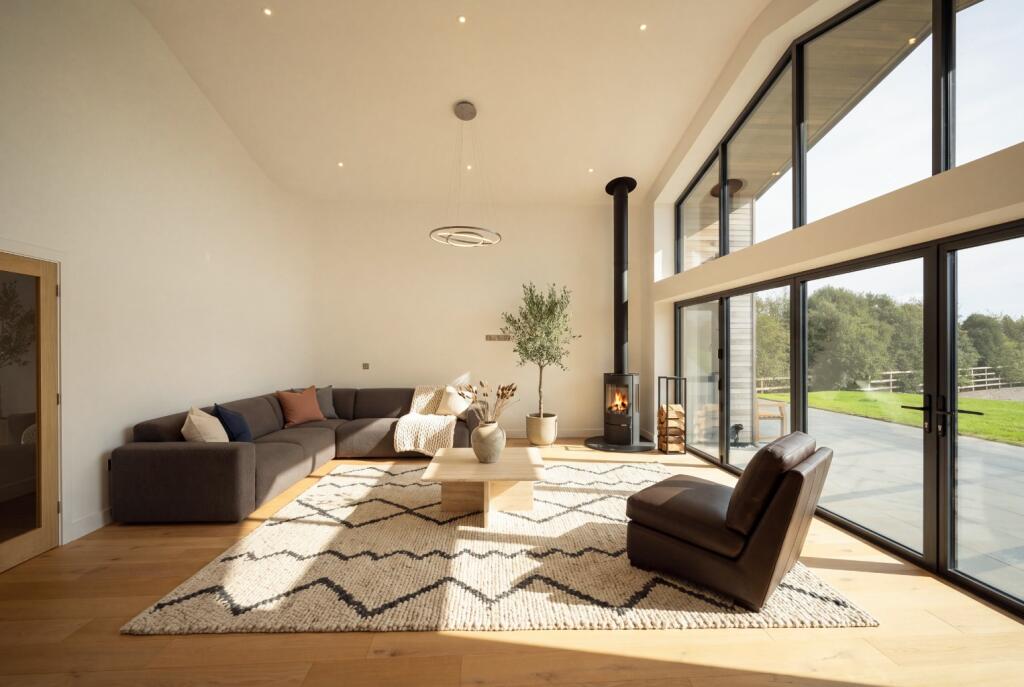 House in Exeter - View 3