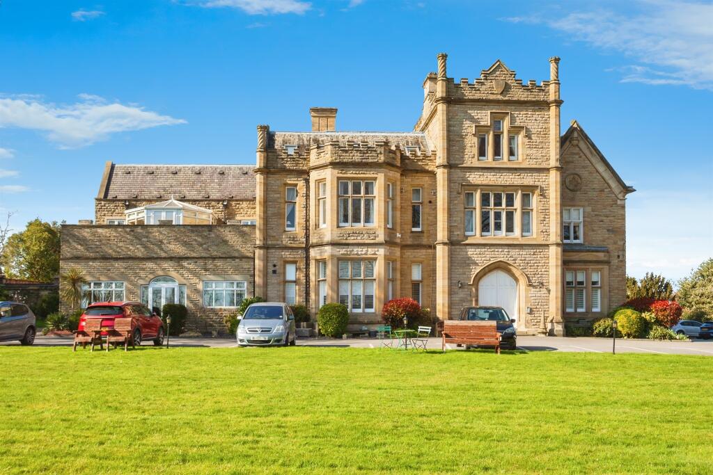 Main image of property: Walton Lane, Wakefield