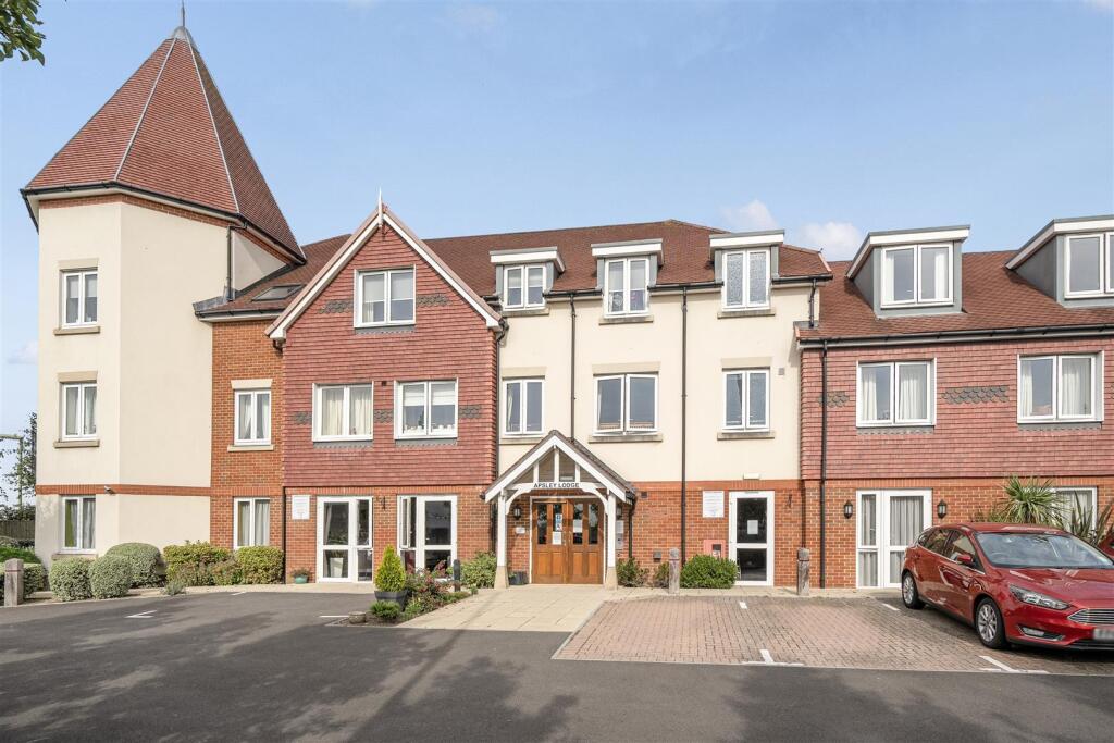 Main image of property: Apsley Lodge, Waterlooville, Hampshire