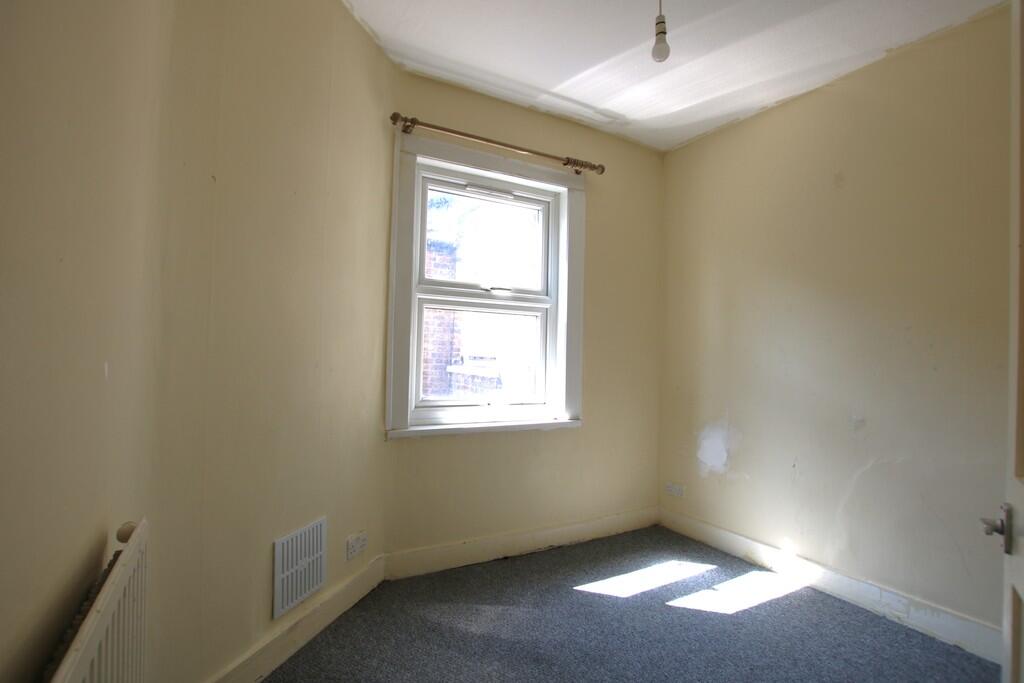 Apartment in London, Harlesden - View 4