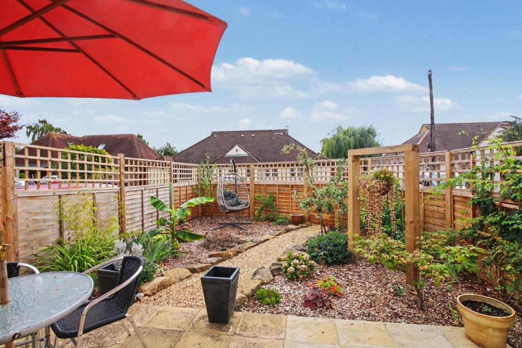 House in Stevenage - More