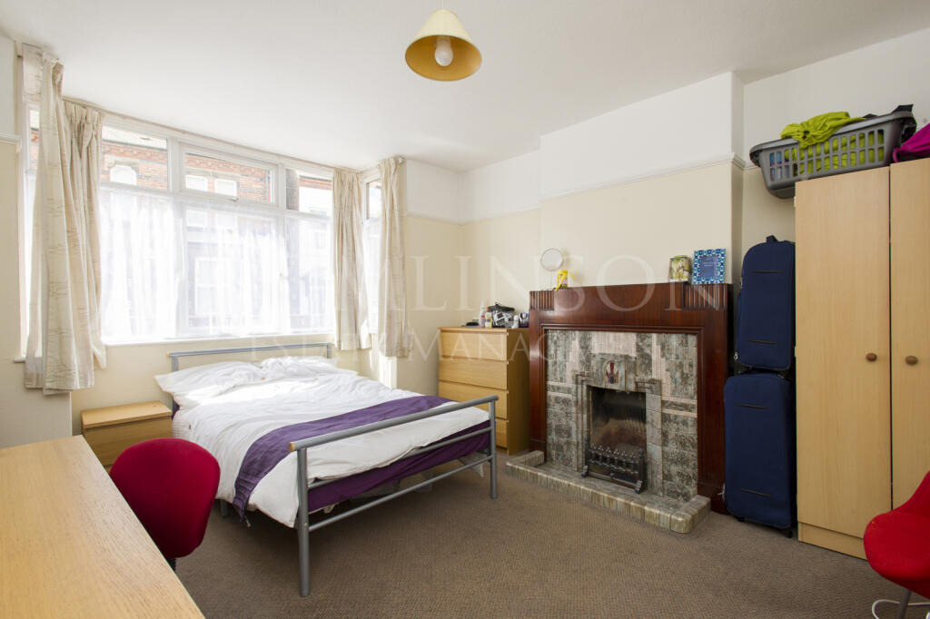 House in Nottingham, Dunkirk - More