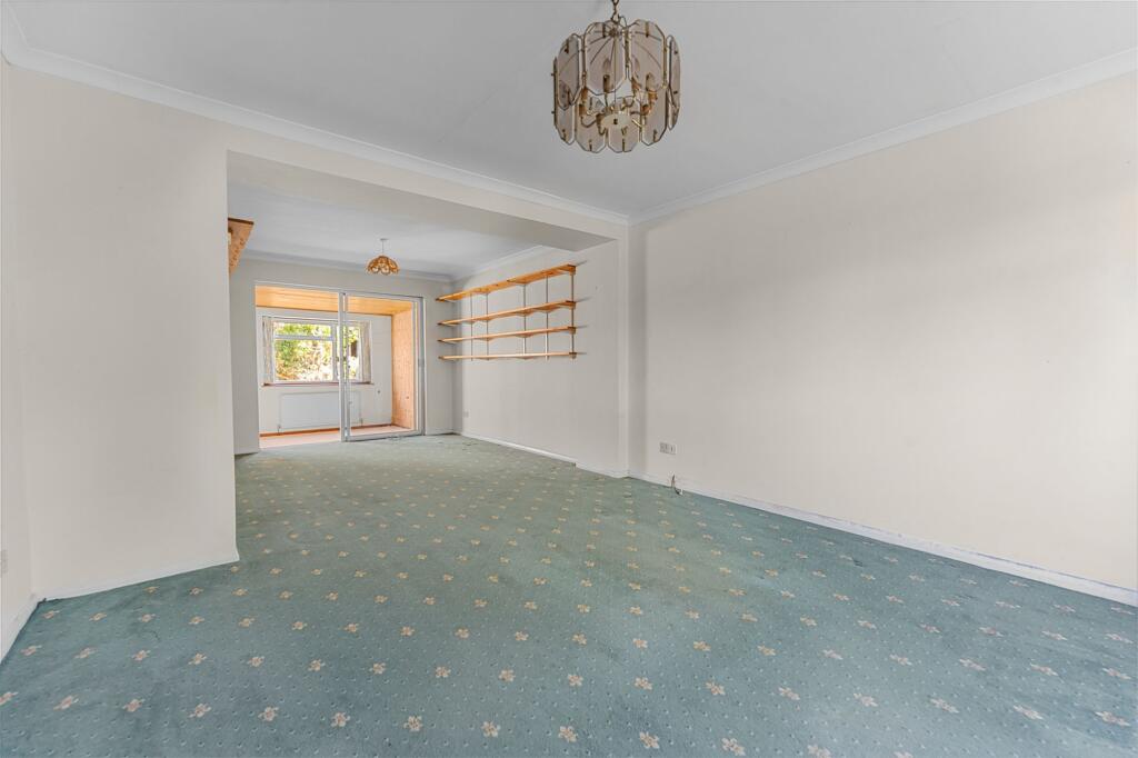 House in West Oxfordshire, Ducklington - View 5