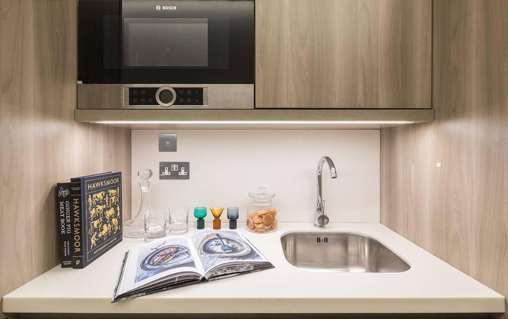 Main image of property: 120 Finchley Road, London, NW3 5JB