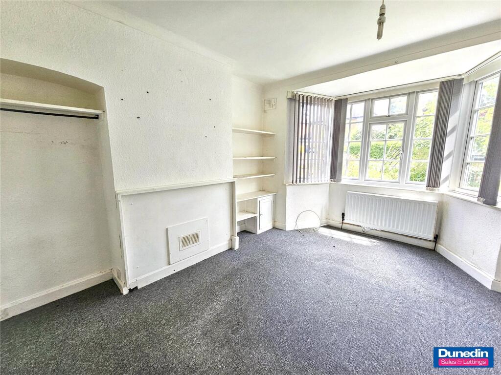 House in Birmingham, West Midlands - More