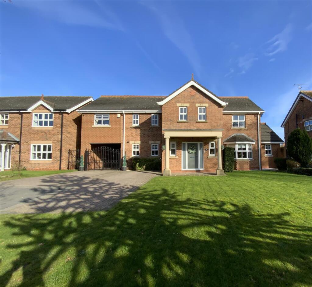 Main image of property: Grange Farm Lane, Humberston