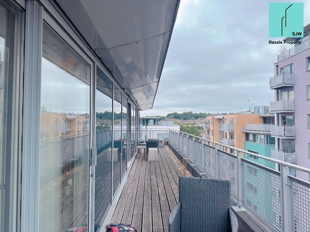 3-bed flat on Deals Gateway, Deptford, London, SE13, £603,000