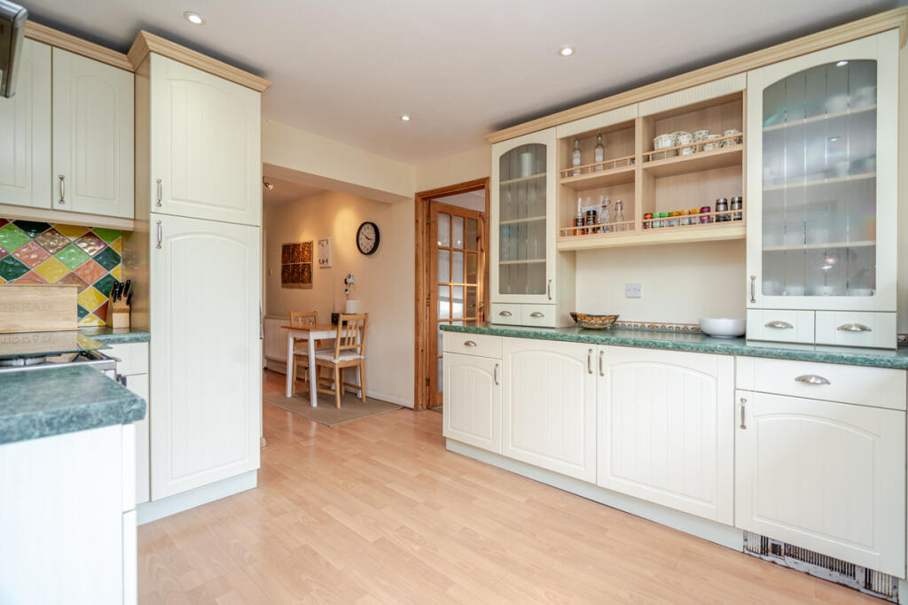 Drayton Road, Newton Longville, Milton Keynes, MK17 photo 3