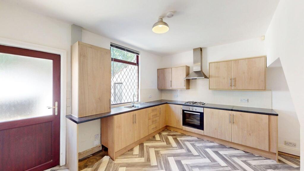 House in Bolton, Westhoughton - View 4