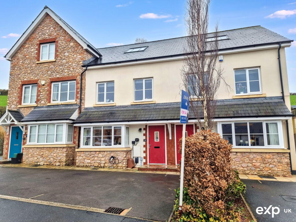 3-bed terraced on Charles Road, Kingskerswell, Newton Abbot, TQ12 5JW, £300,000