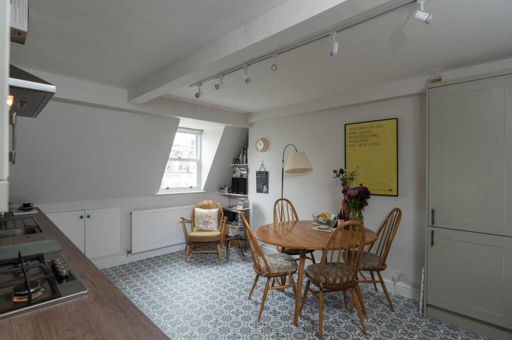 Apartment in Bath - View 3