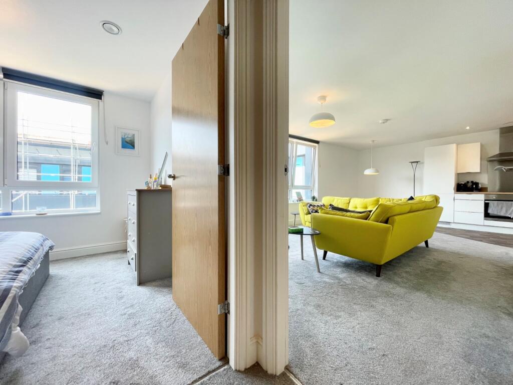 Apartment in Brighton - View 2