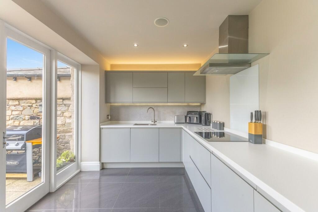 House in Kendal, Netherfield - View 3