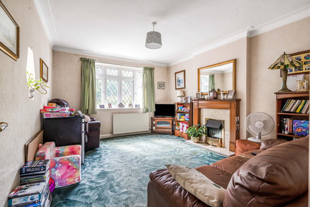 House in Croydon - View 2