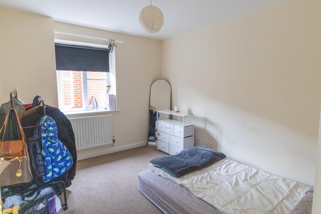 Apartment in Salisbury - View 5