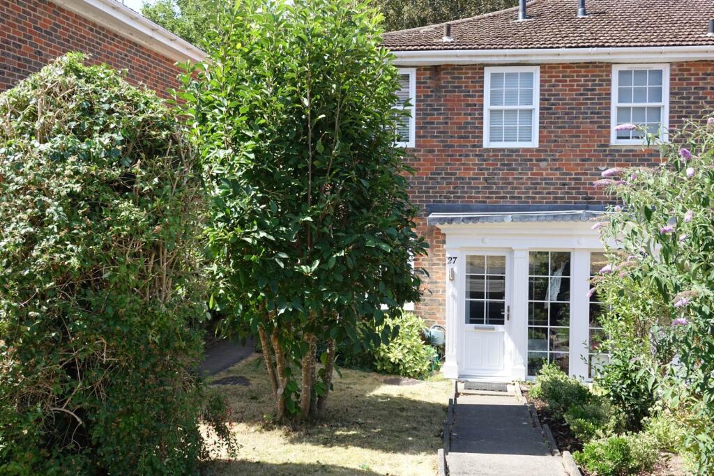 Main image of property: Hill Lands, Wargrave, Berkshire, RG10 8JY