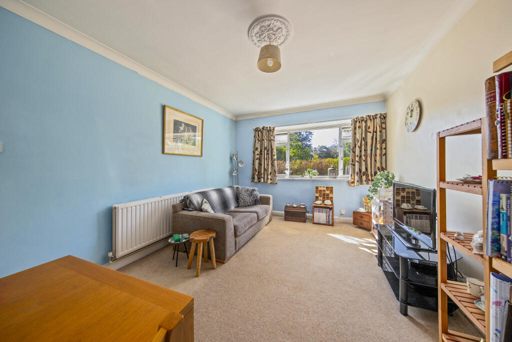 Apartment in Twickenham - View 3