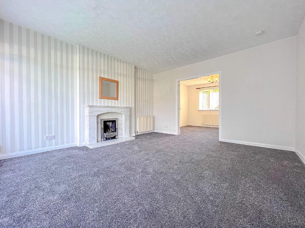 Powburn Crescent, Uddingston photo 3