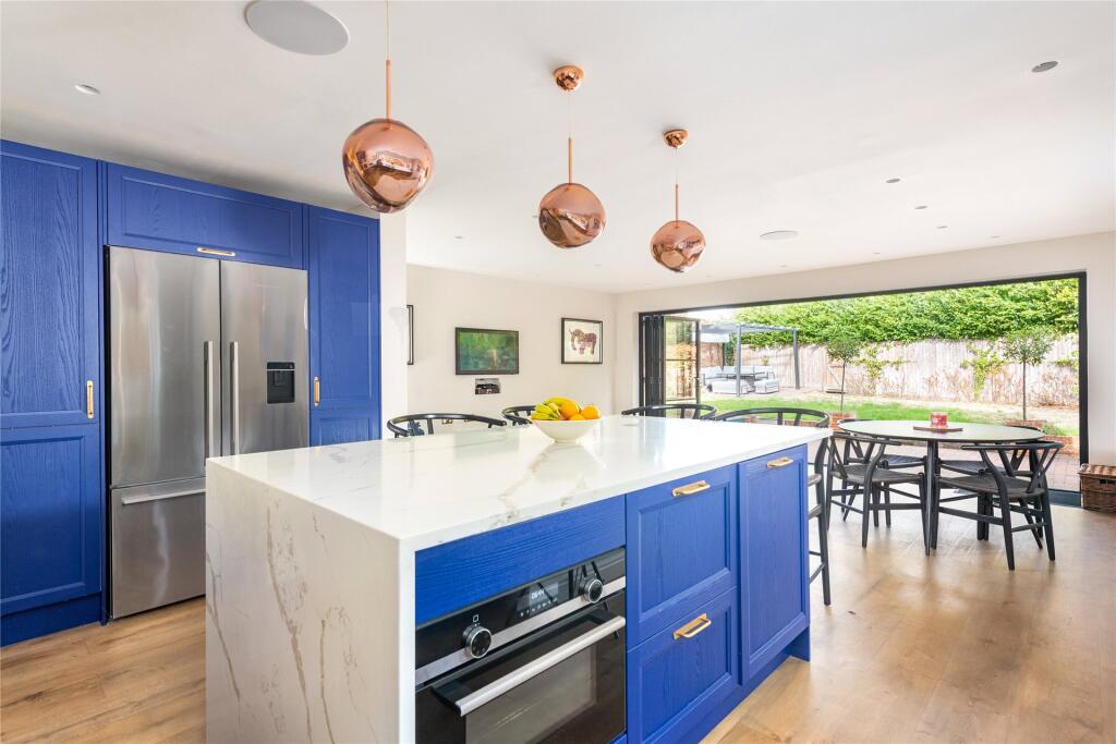 House in Newport Pagnell, City of Milton Keynes - More