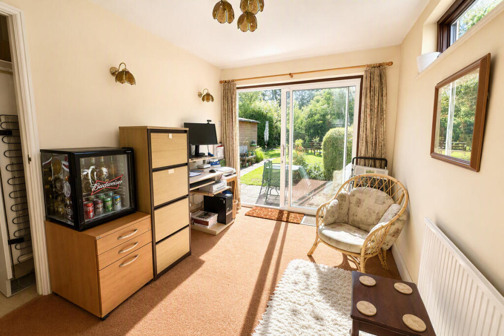 House in Watford - View 4