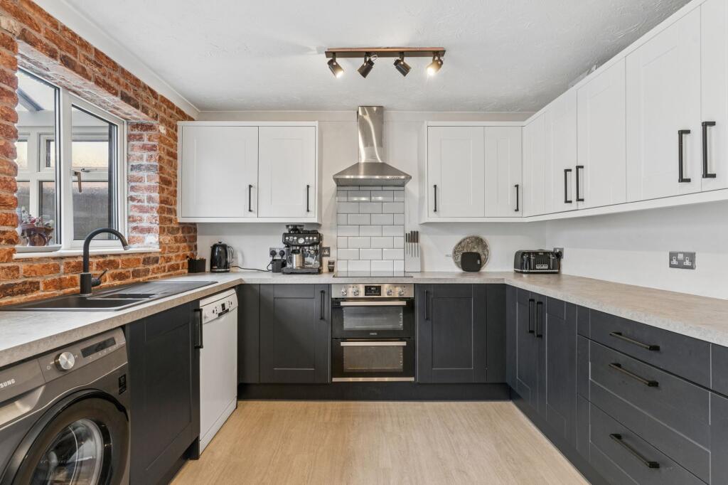 House in Stevenage - More