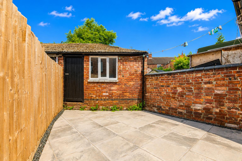 House in Kettering, Avondale - View 3