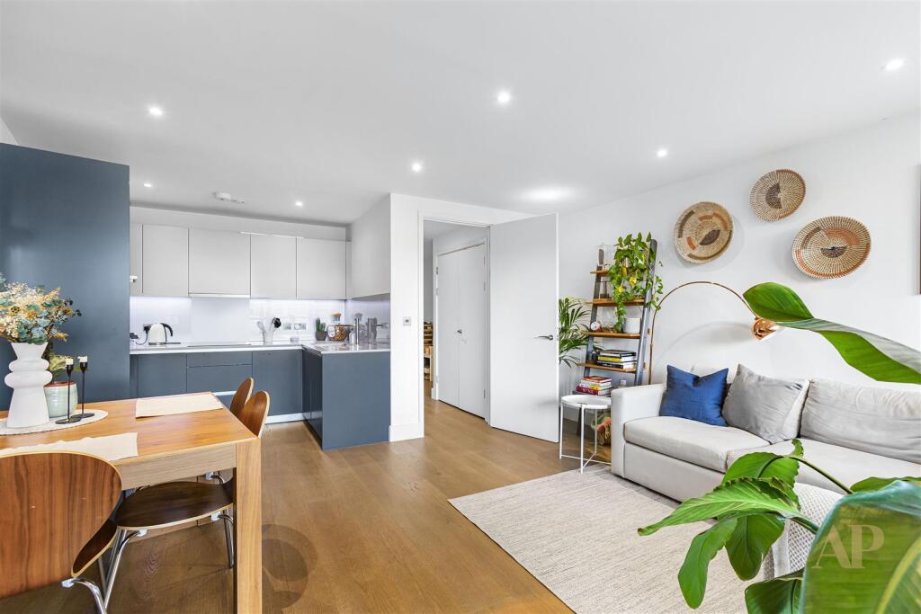 Main image of property: Decorum Apartments, Wenlock Road