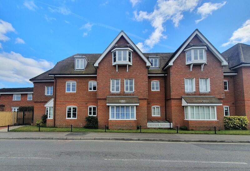 Main image of property: Shore Road, Warsash, SO31