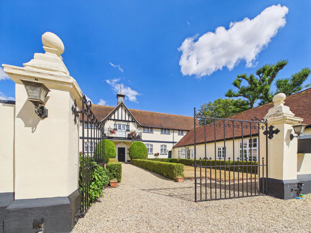 Main image of property: High Garrett, Braintree, CM7 5NU