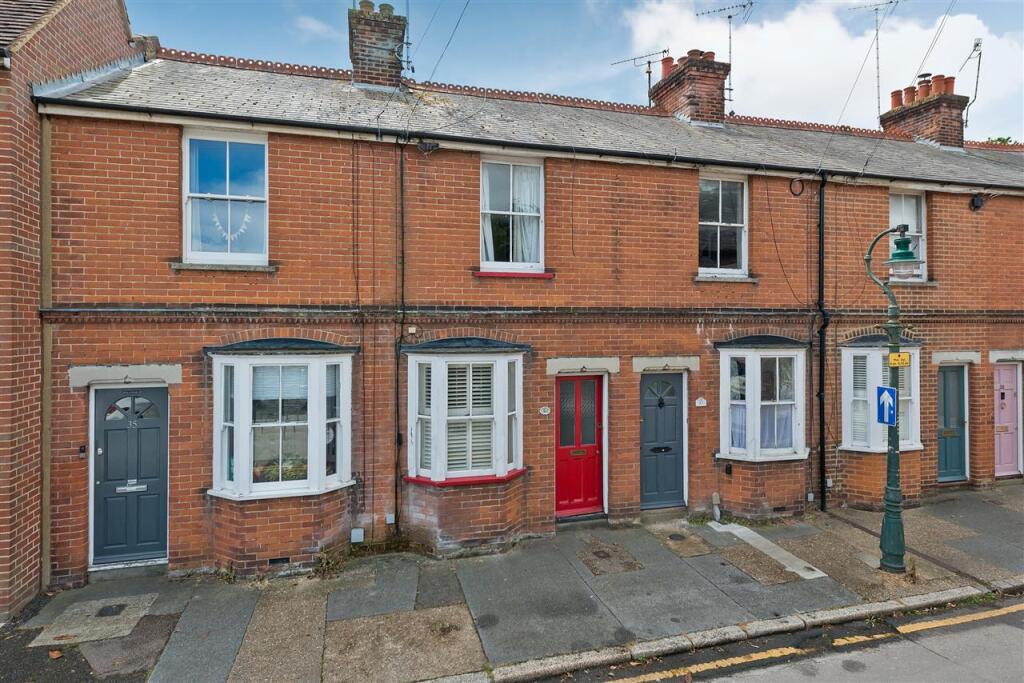 Main image of property: Ivy Lane, Canterbury