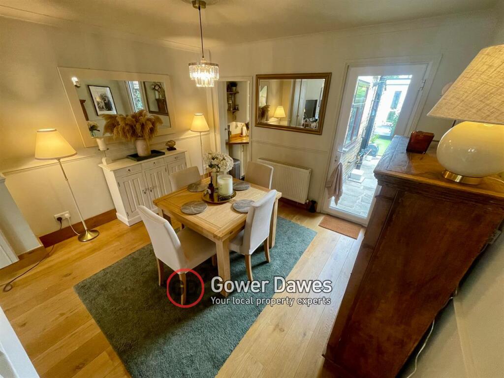 House in Grays, Little Thurrock - View 5
