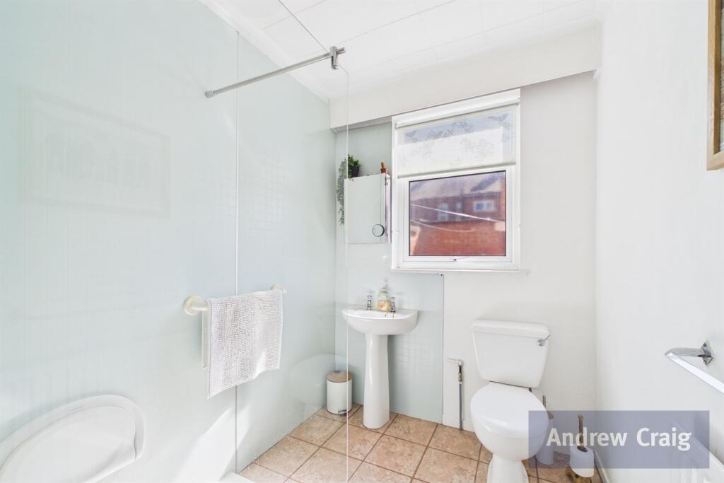 Apartment in South Tyneside, Westoe - View 3