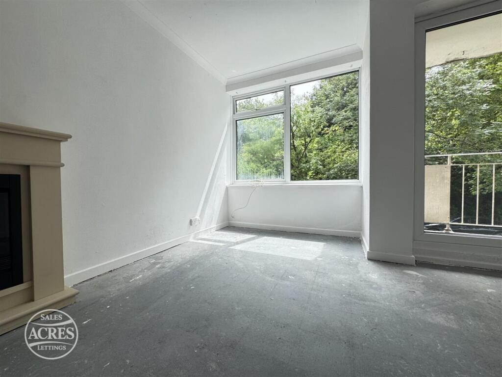 Woburn Crescent, Great Barr, Birmingham photo 5