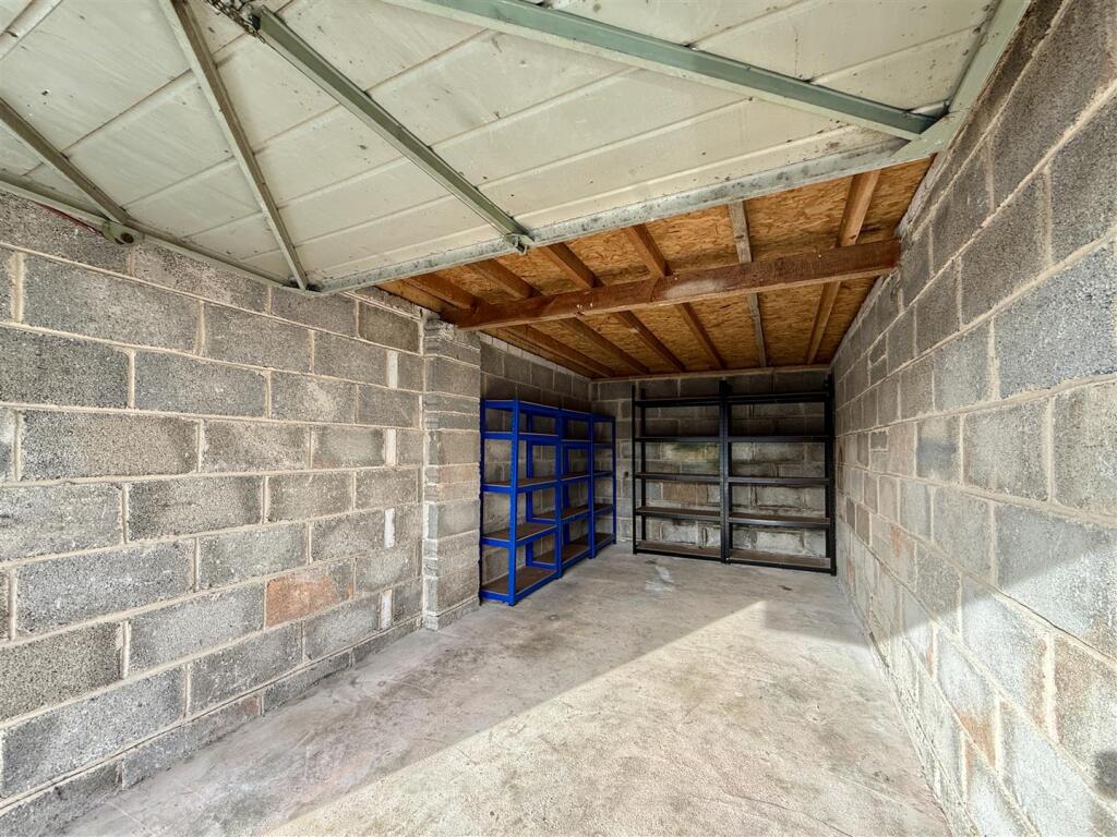 Burton Villa Close, Brixham photo 4