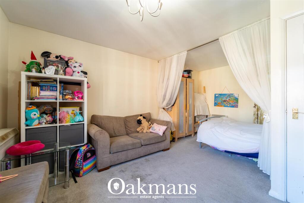 Cardinal Close, Birmingham, B17 photo 5