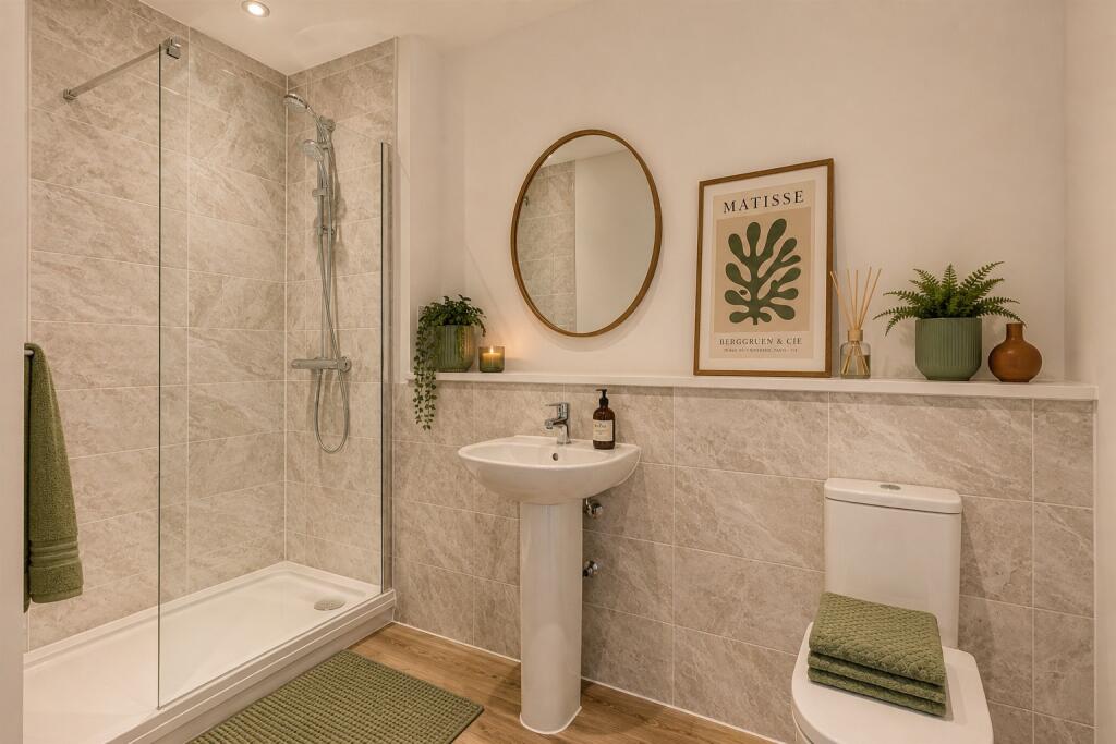 Apartment in Bristol, Lockleaze - View 4