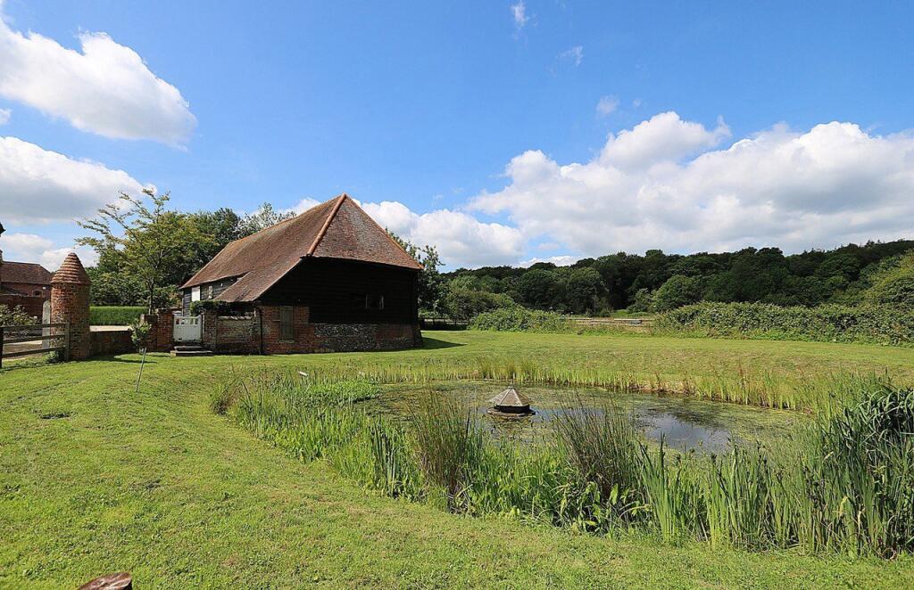 Bucklebury, Reading, RG7 photo 4