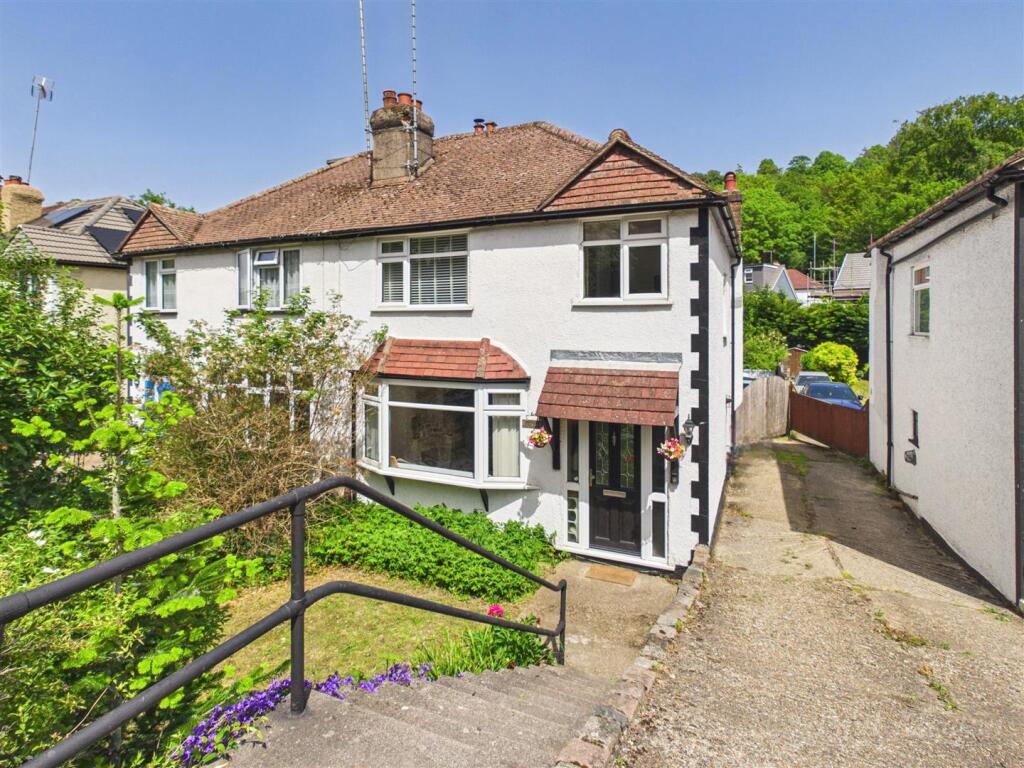 Main image of property: Godstone Road, Whyteleafe