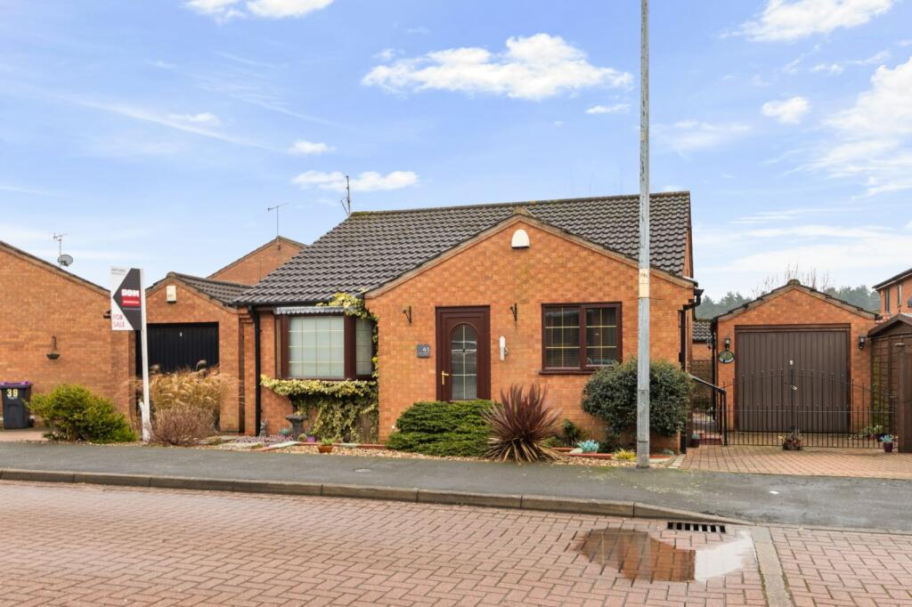 Main image of property: The Pines, Gainsborough, DN21