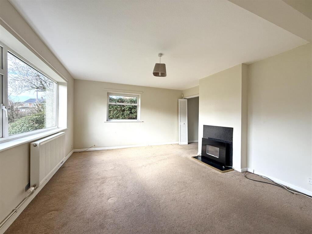 Stokesay Avenue, Heath Farm, Shrewsbury photo 2