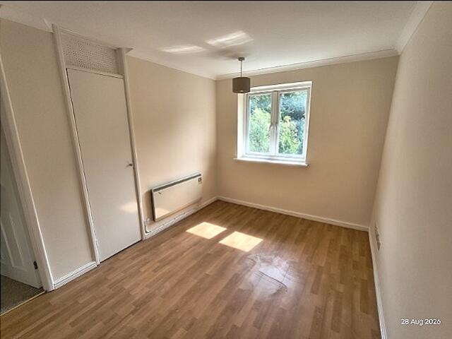 Apartment in Wolverhampton, West Midlands - More