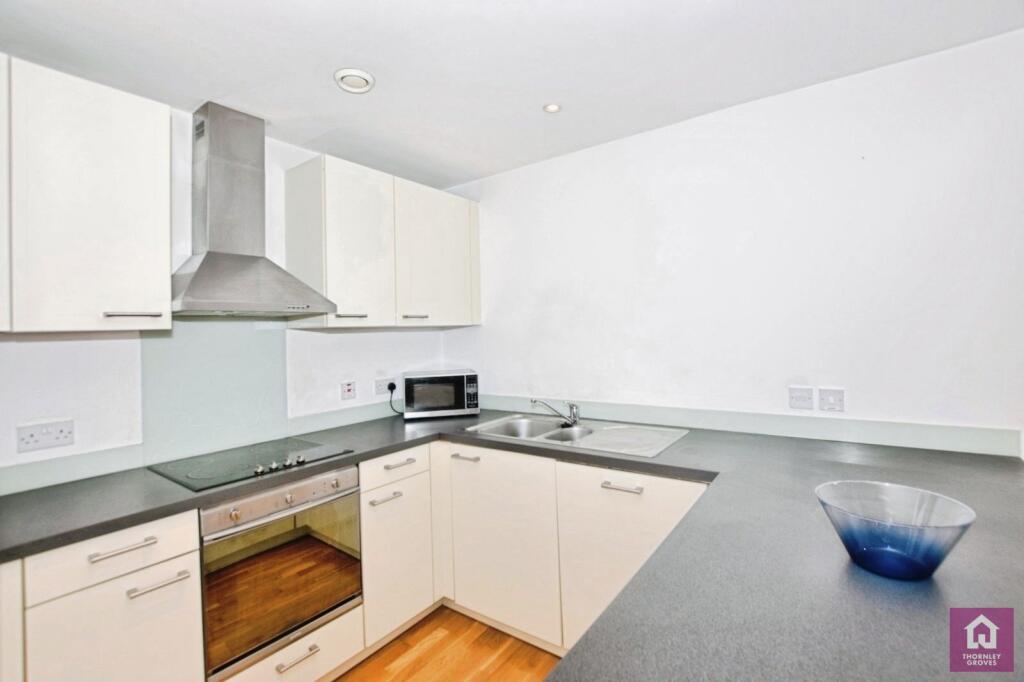 Apartment in Manchester, Greater Manchester - View 5
