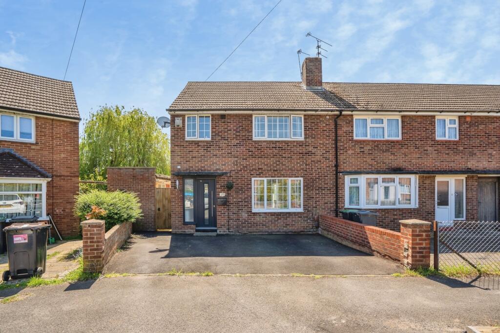 Main image of property: Bransgore Avenue, Havant, Hampshire, PO9