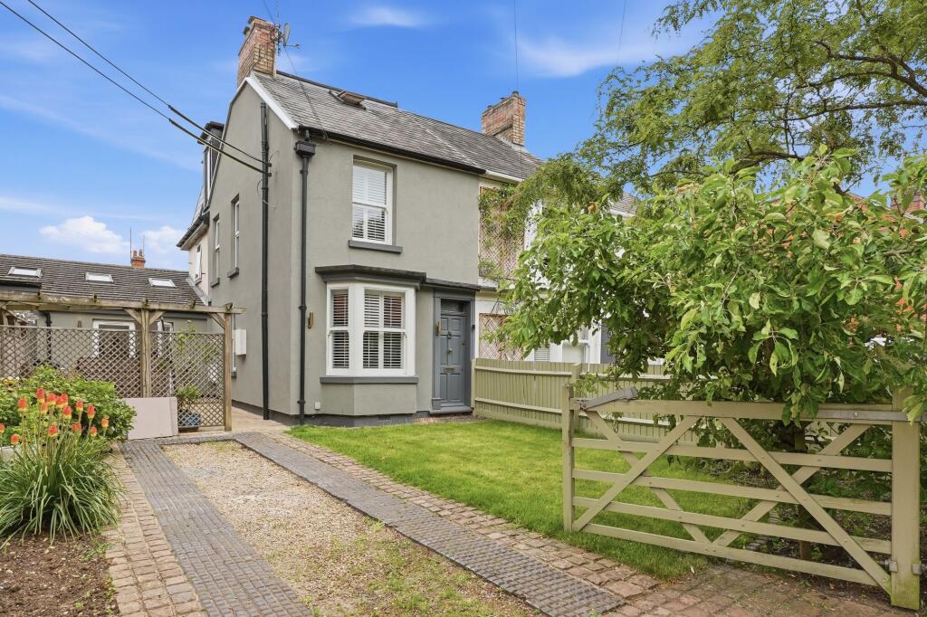 Main image of property: Wood Street, New Bradwell, MK13