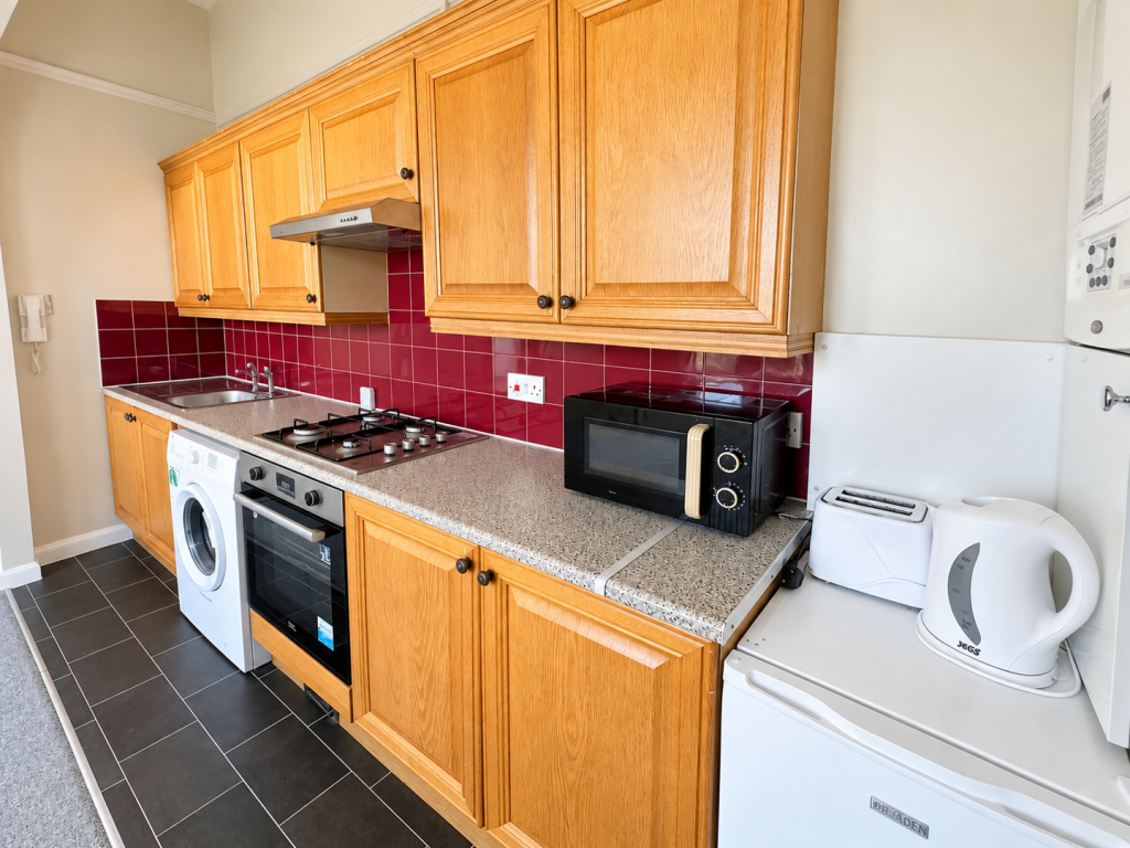 Apartment in Tonbridge - View 5