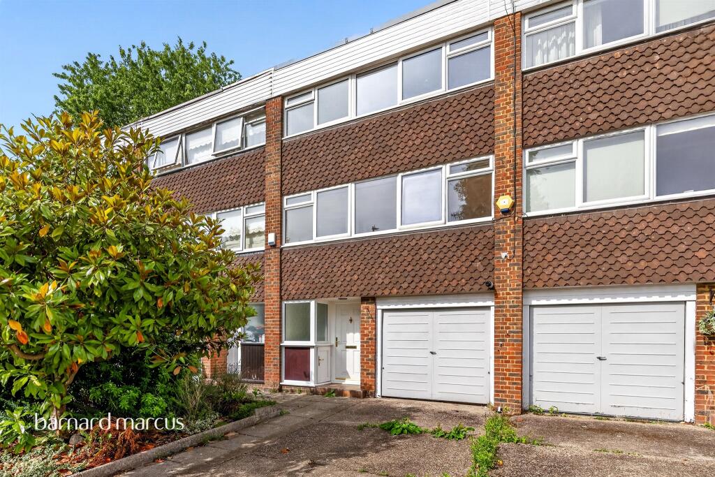 Main image of property: Chichele Gardens, Croydon