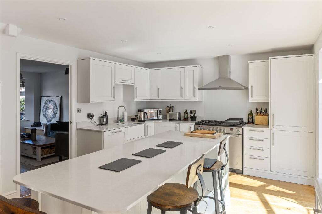 House in Brighton - View 2