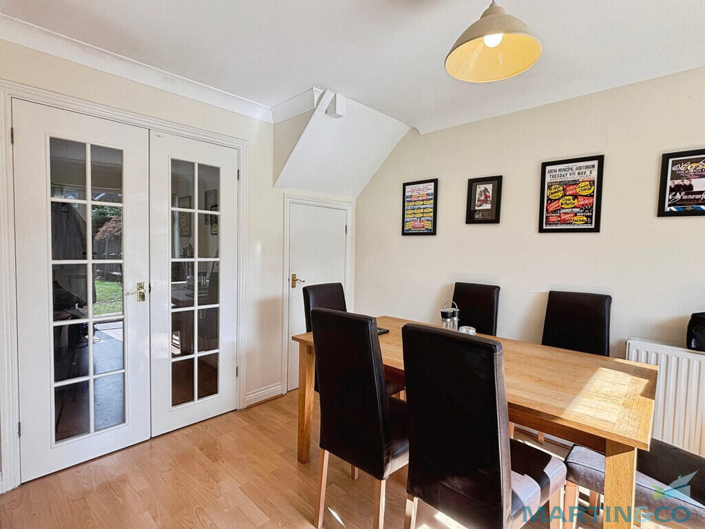 House in Tonbridge - More
