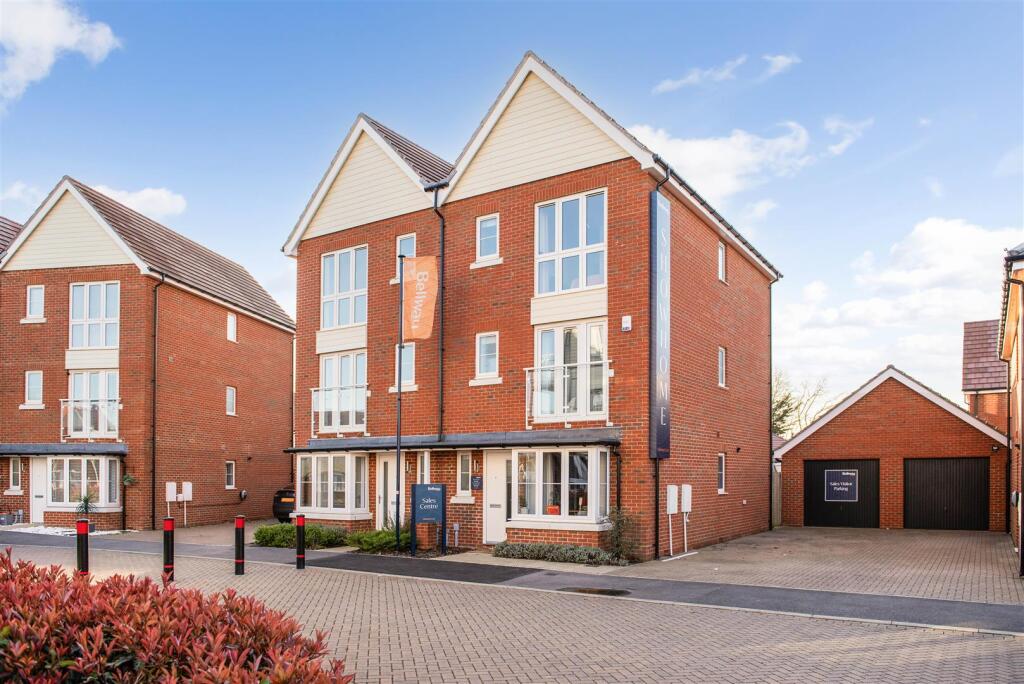 House in Chichester, Oving - View 3