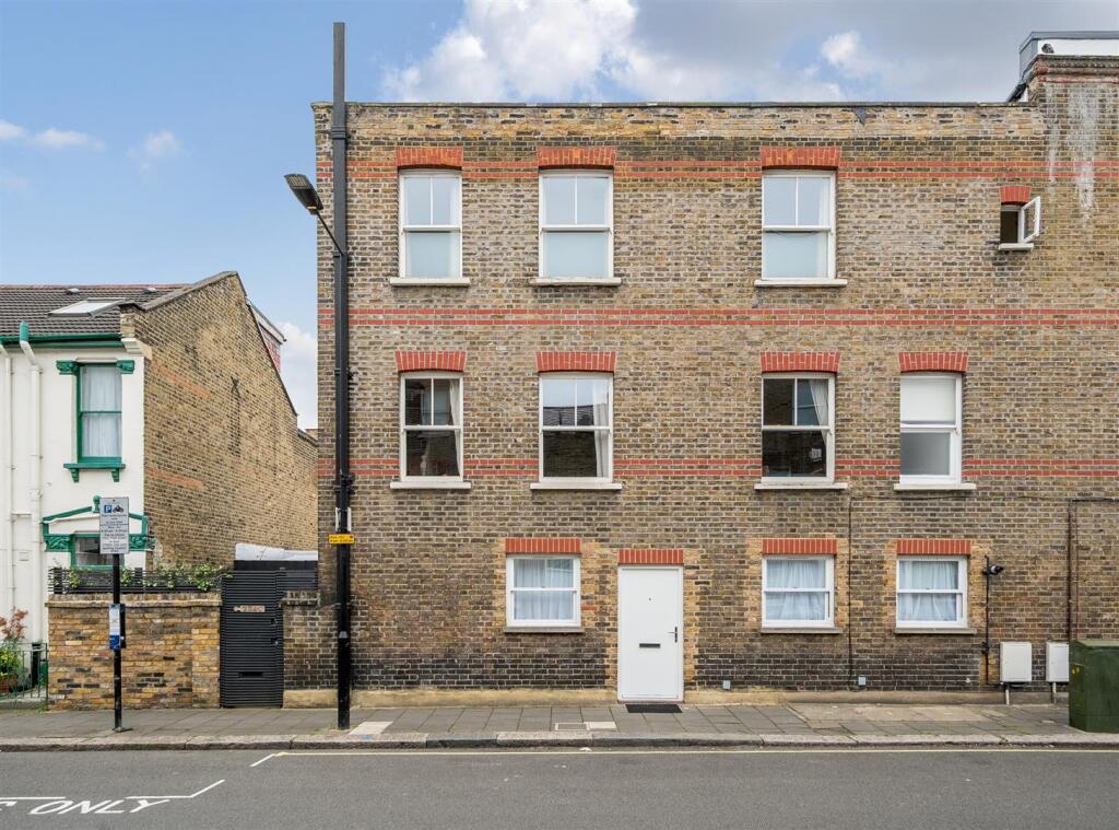 Main image of property: Kilburn Lane, London, W10
